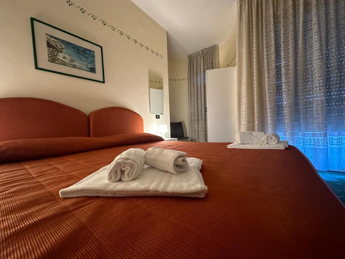 Hotel Atena Cirò Marina Extérieur photo