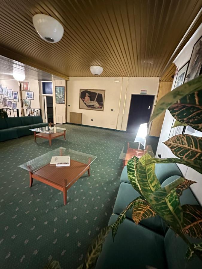 Hotel Atena Cirò Marina Extérieur photo