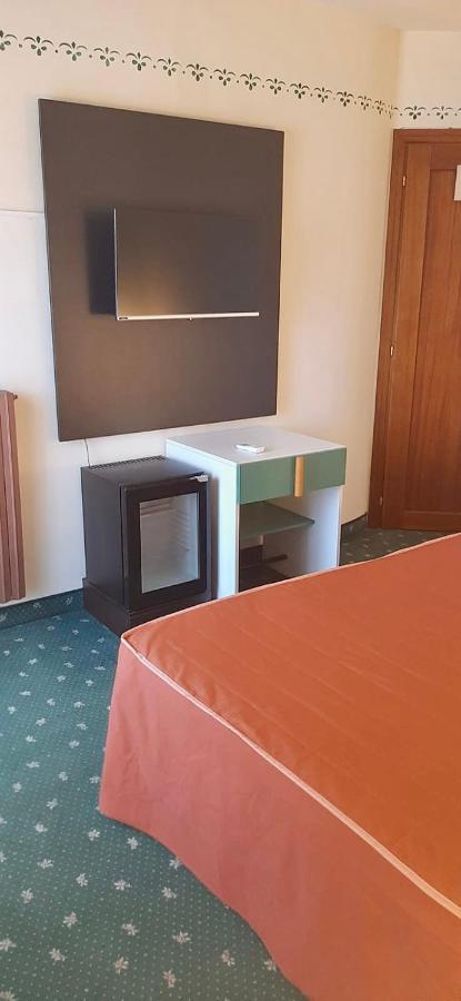 Hotel Atena Cirò Marina Extérieur photo