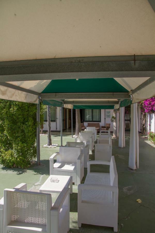 Hotel Atena Cirò Marina Extérieur photo